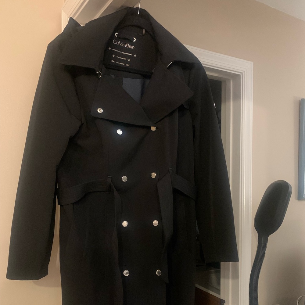 Calvin Klein trench coat. Size L. Black with detachable hood